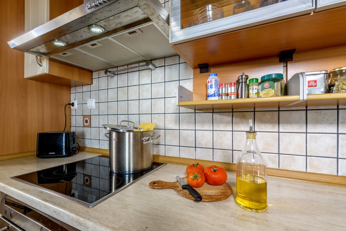 Lighthouse_Villas kitchen1_1